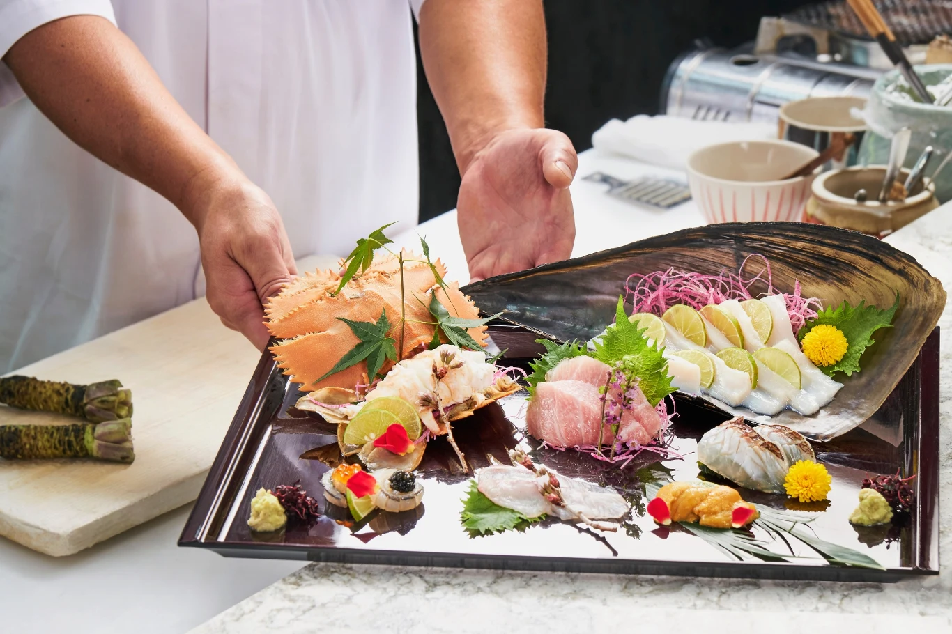 Ryba fugu podawana w renomowanych japońskich restauracjach jest bezpieczna da zdrowia, jednak nieumiejętnie przygotowana, może zabić Ryba fugu podawana w renomowanych japońskich restauracjach jest bezpieczna da zdrowia, jednak nieumiejętnie przygotowana, może zabić