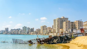 Warosia na Cyprze jest nazywana "miastem duchów"