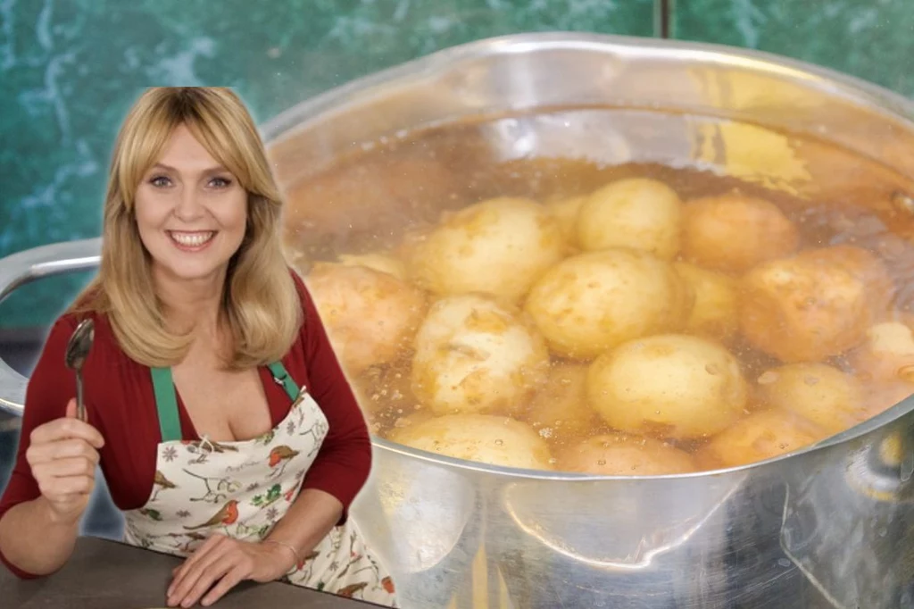 Sposób Ewy Wachowicz na ziemniaki. Ma specjalny patent na ich gotowanie