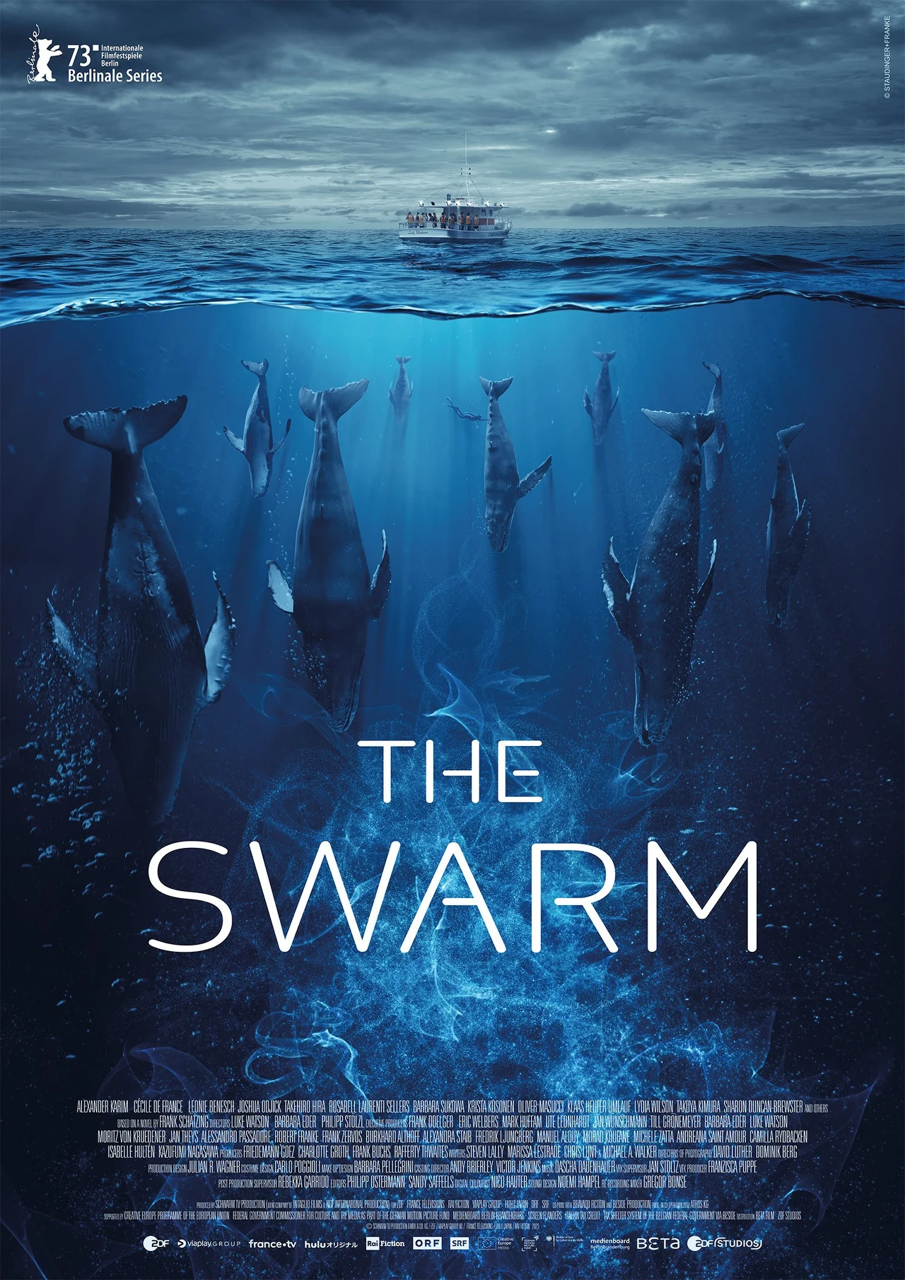 Festiwalowy plakat serialu "Odwet oceanu"