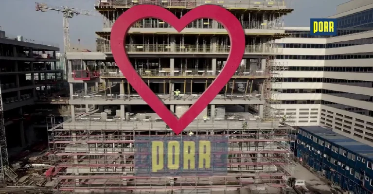 Jak brzmi walentynkowa piosenka prosto z serca budowy? Jak brzmi walentynkowa piosenka prosto z serca budowy?