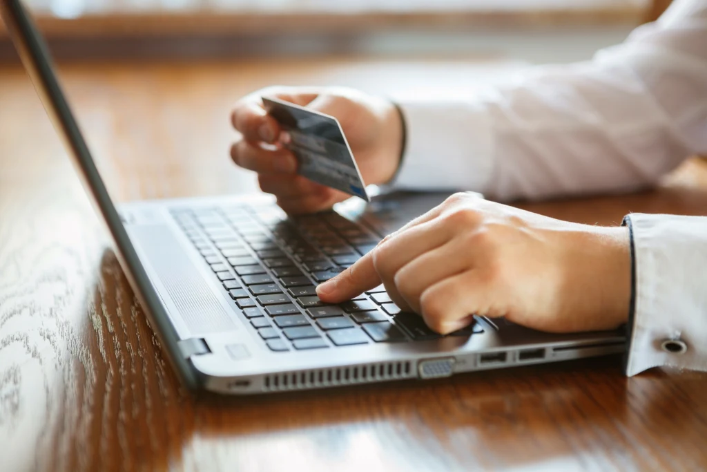 Banki planują przerwy techniczne na weekend.