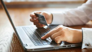 Fiskus może zyskać uprawnienia do dłuższej blokady kont