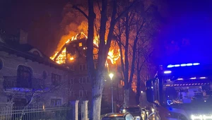 Pożar wybuchł w pięciopiętrowej kamienicy