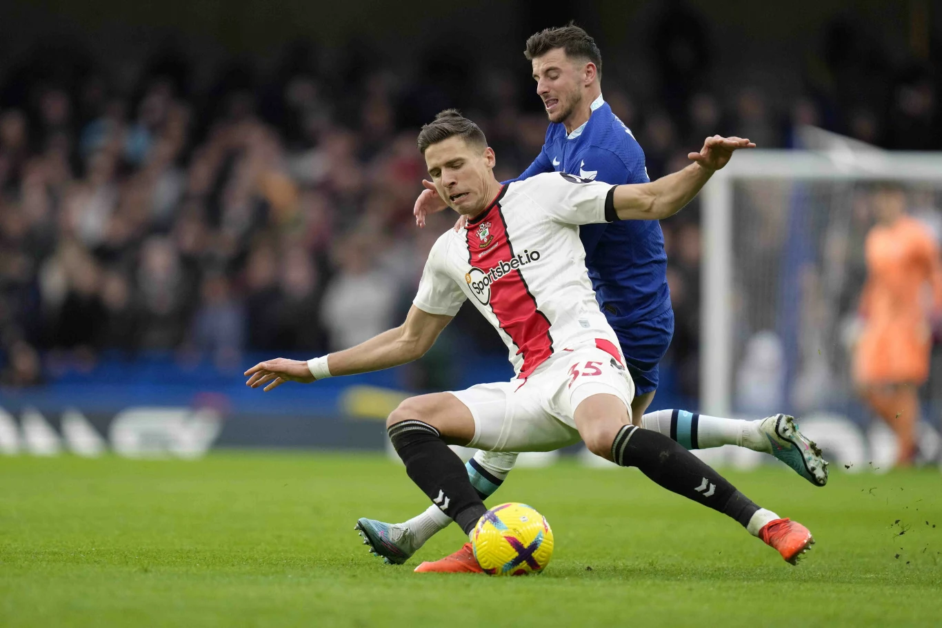 Jan Bednarek w meczu Southampton FC z Chelsea Londyn Jan Bednarek w meczu Southampton FC z Chelsea Londyn