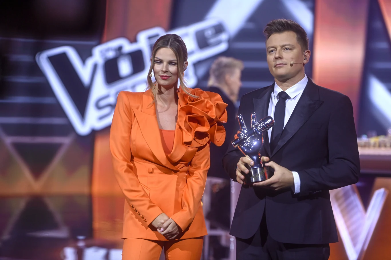 Małgorzata Tomaszewska i Rafał Brzozowski w finale "The Voice Senior" Małgorzata Tomaszewska i Rafał Brzozowski w finale "The Voice Senior"