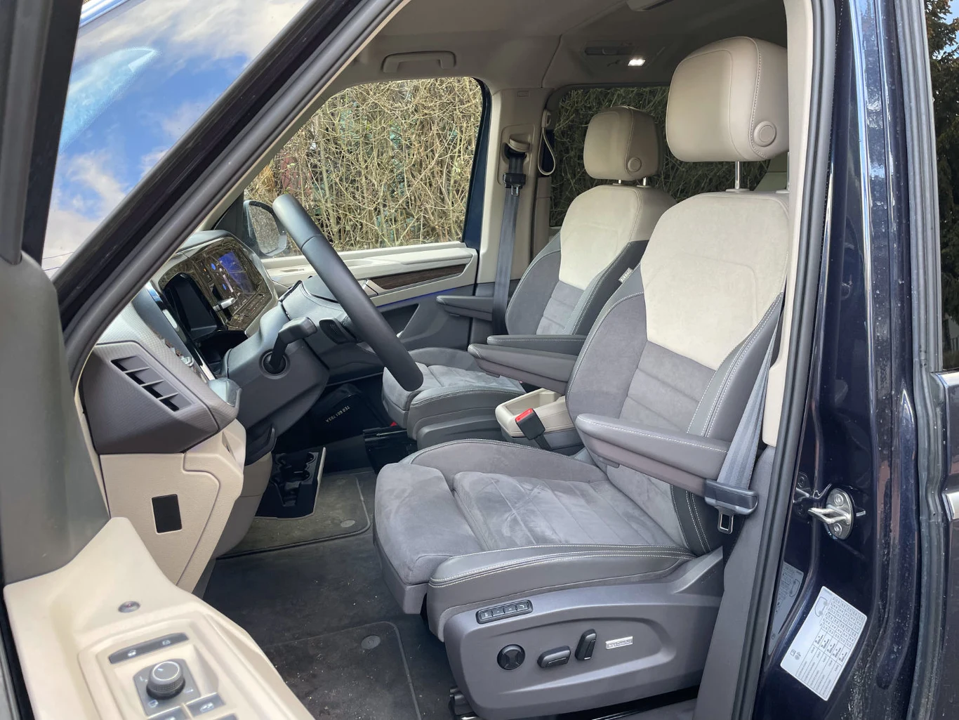 Volkswagen Multivan 2.0 TDI Volkswagen Multivan 2.0 TDI