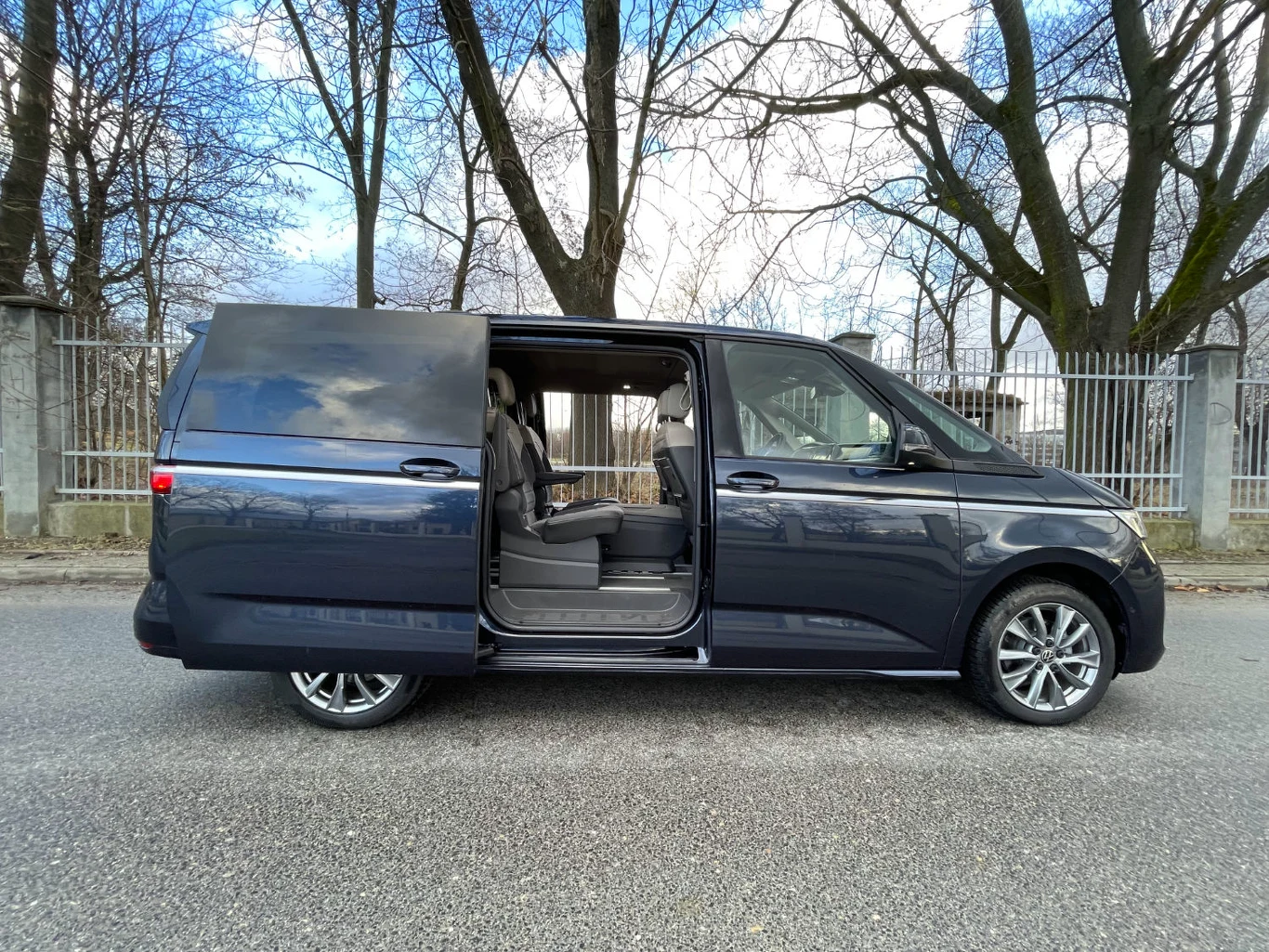 Volkswagen Multivan 2.0 TDI Volkswagen Multivan 2.0 TDI