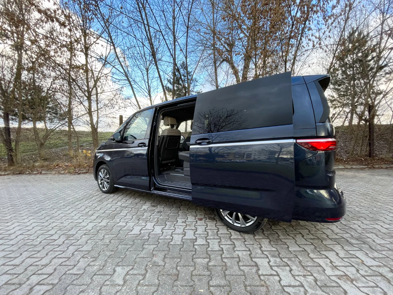 Volkswagen Multivan 2.0 TDI Volkswagen Multivan 2.0 TDI