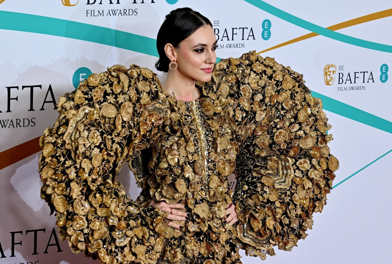 Influencerka Andreea Cristea na gali BAFTA 2023. Influencerka Andreea Cristea na gali BAFTA 2023.