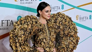 Influencerka Andreea Cristea na gali BAFTA 2023.