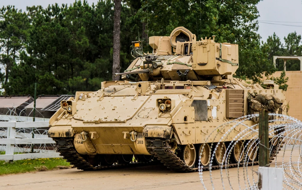 M7 Bradley został wprowadzony do służby w 2001 roku