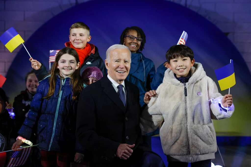 Joe Biden wśród dzieci Joe Biden wśród dzieci