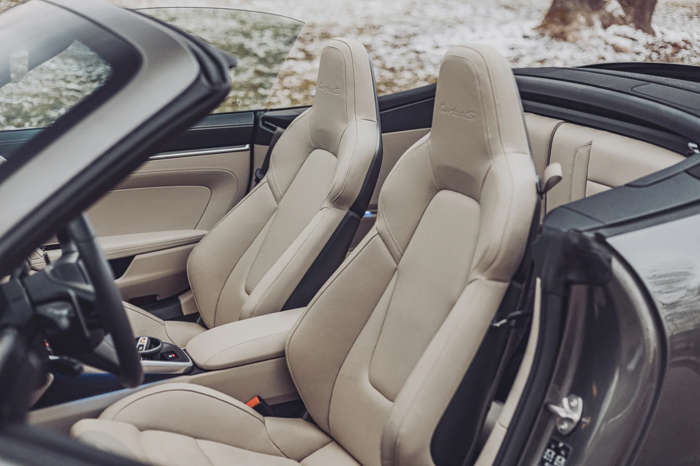 Porsche 911 Turbo S Cabriolet 