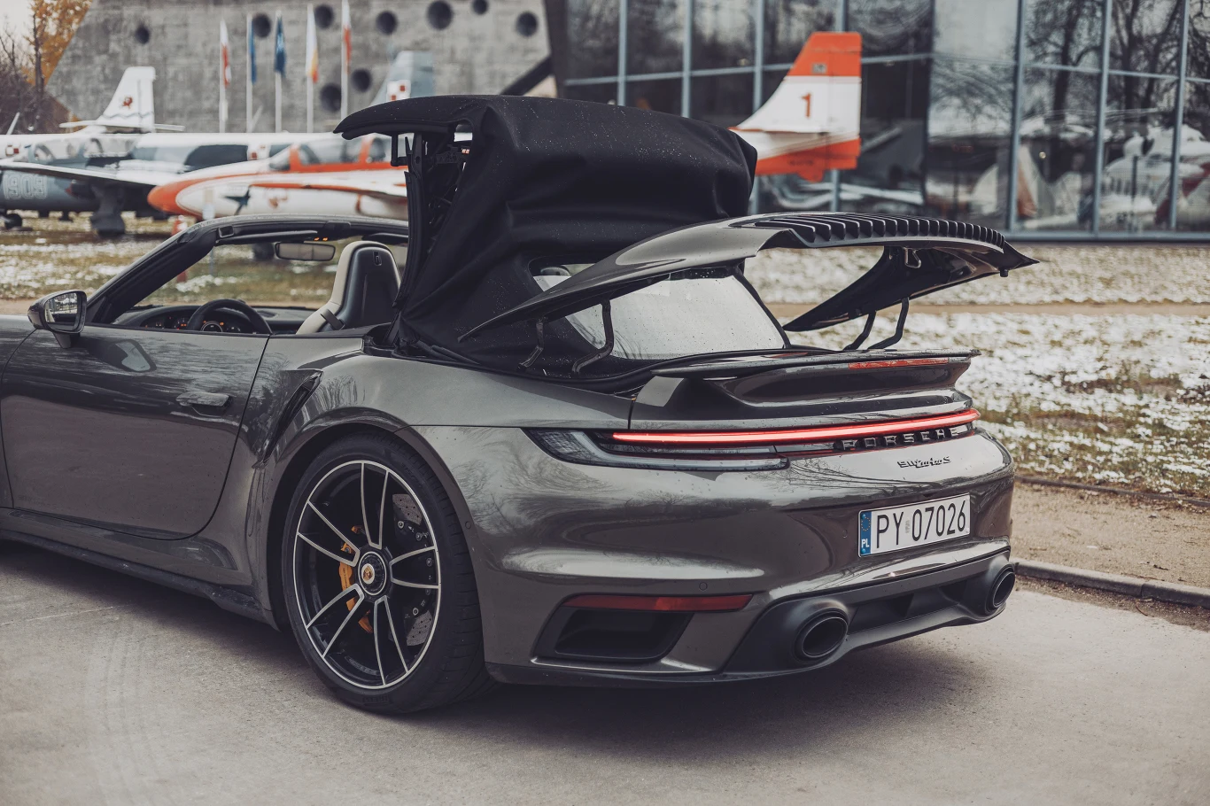 Porsche 911 Turbo S Cabriolet 