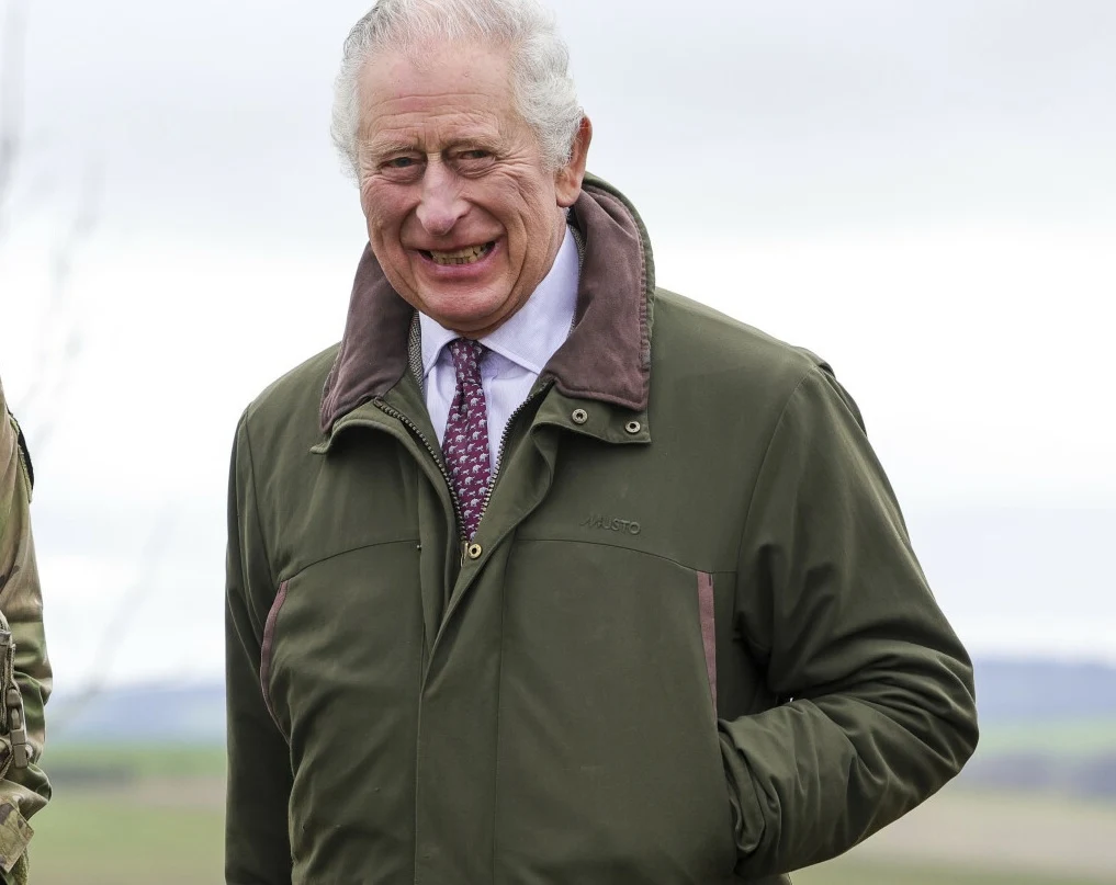 Król Karol III Król Karol III