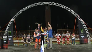 Niesmaczne obrazki z Polski. „Medale w zębach i rosyjska flaga”