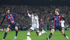 Oto klucz do awansu w LE! Tak "Barca" może zatrzymać "Czerwone Diabły"