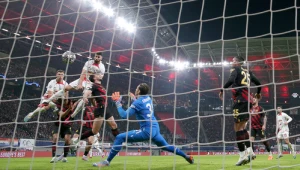 Joško Gvardiol strzela gola Manchesterowi City