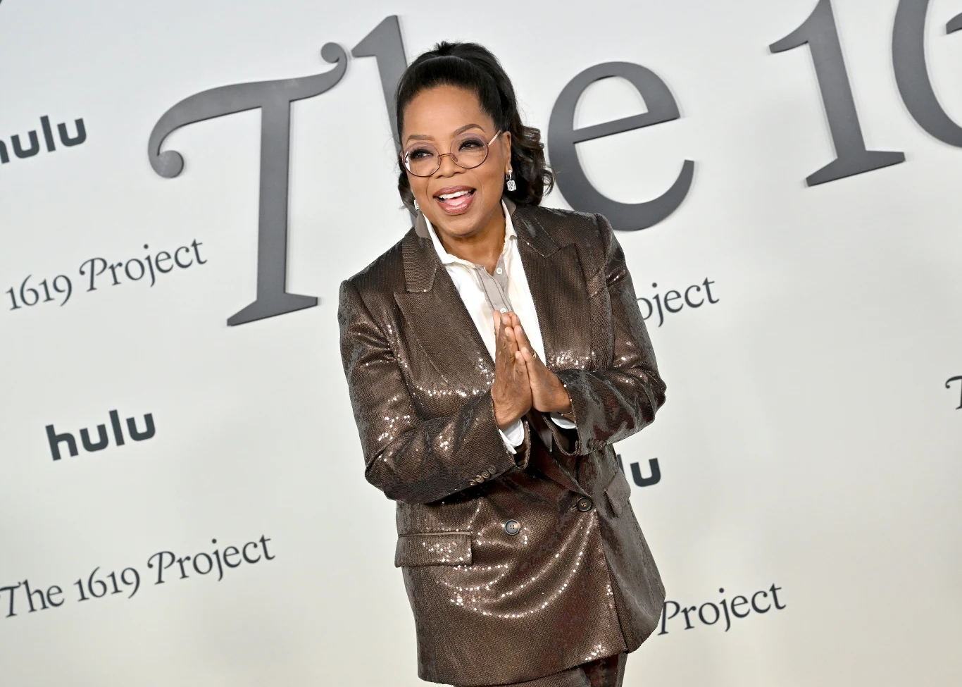 Oprah Winfrey w jednym z wywiadów przyznała, że uwolniła się od bieżni i ćwiczeń, ale nie zrezygnowała z codziennej dawki ruchu Oprah Winfrey w jednym z wywiadów przyznała, że uwolniła się od bieżni i ćwiczeń, ale nie zrezygnowała z codziennej dawki ruchu
