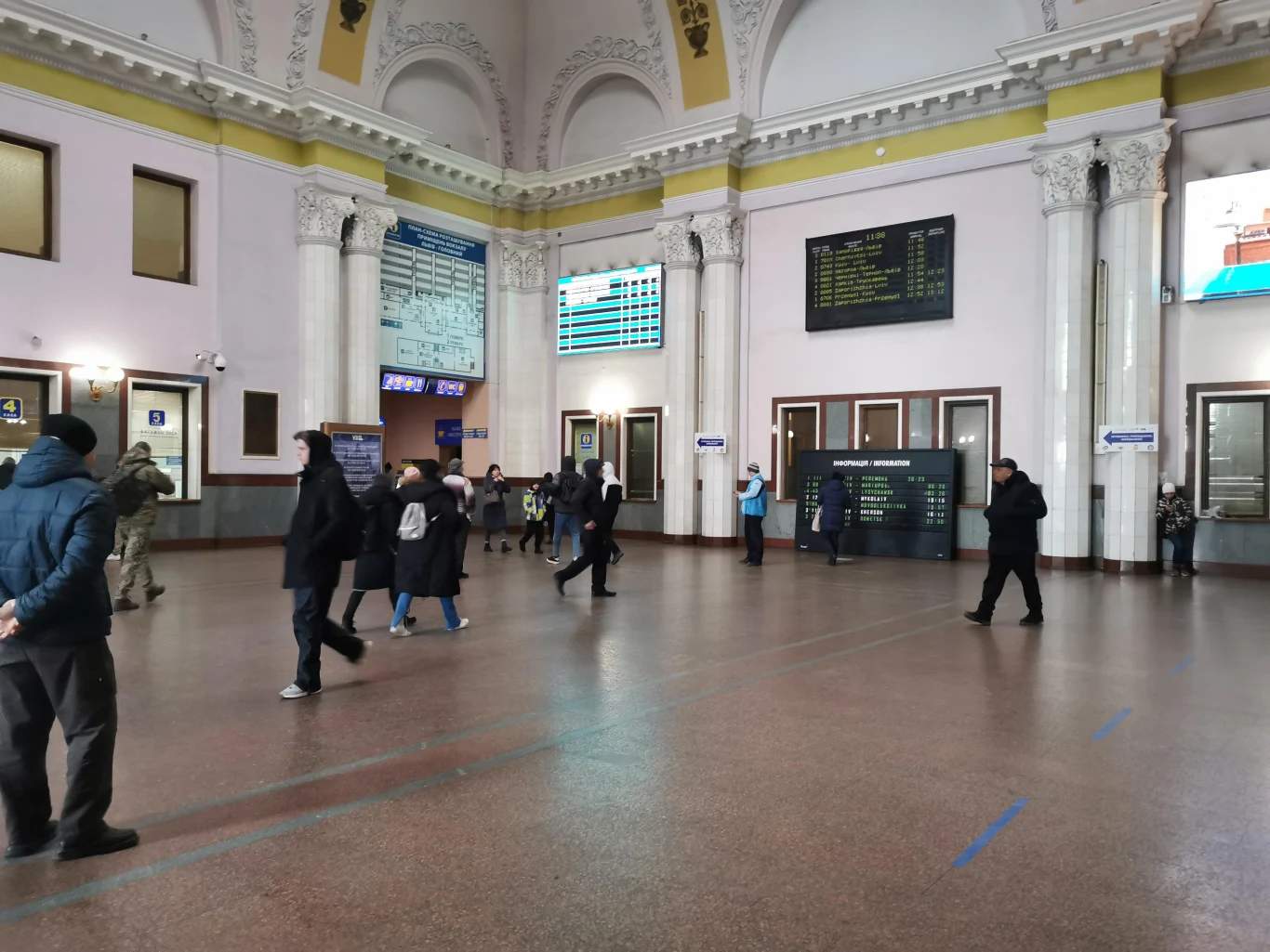 Dziś w hali dworca panuje spokój