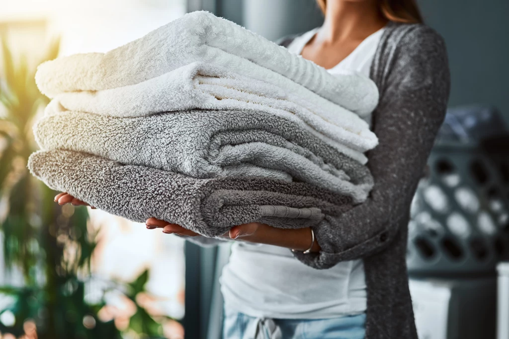 Domowe sposoby na pranie ręczników dają niezrównane efekty