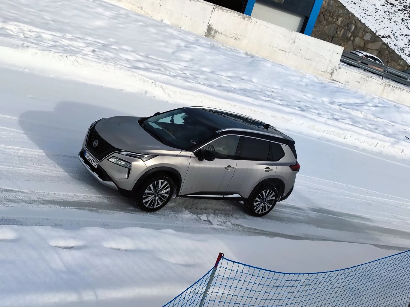 Nissan X-Trail e-4ORCE