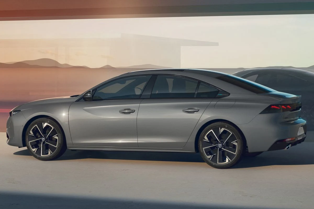 Peugeot 508 po liftingu