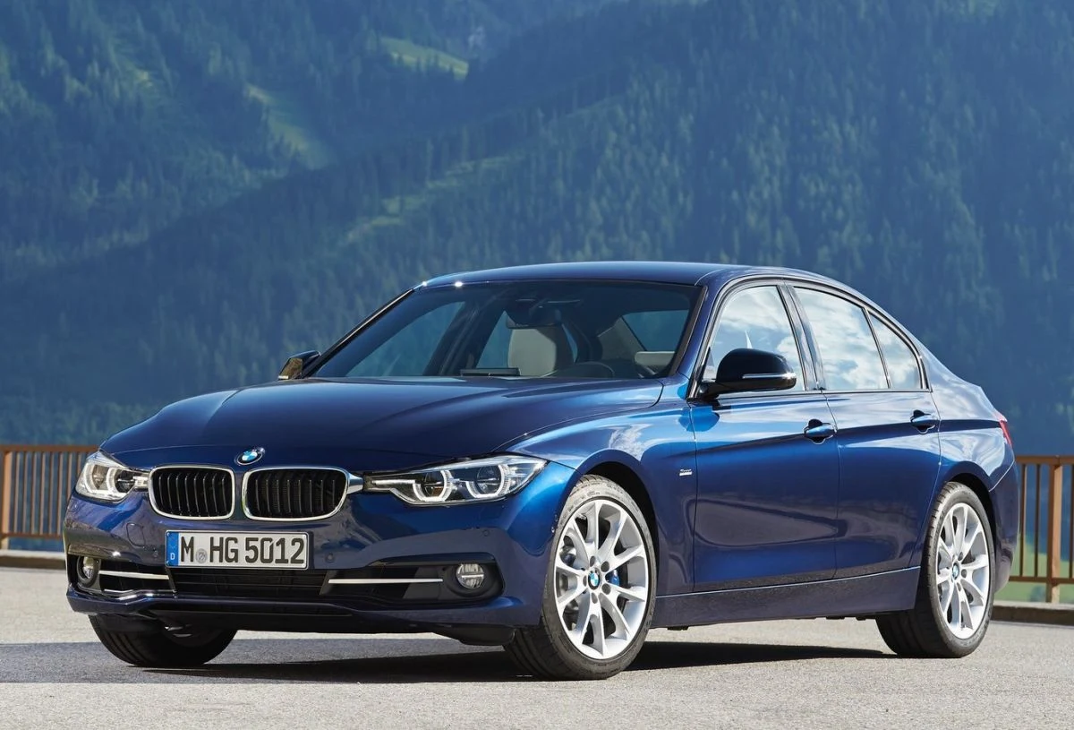 BMW serii 3 - 13,5 proc. aut po szkodzie całkowitej - średnia wartość szkody całkowitej - 31 900 zł