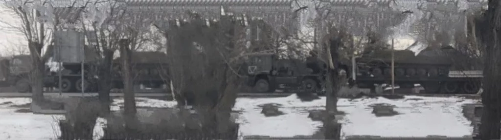 Zdjęcie z transportem wozów BTR-50 (2)