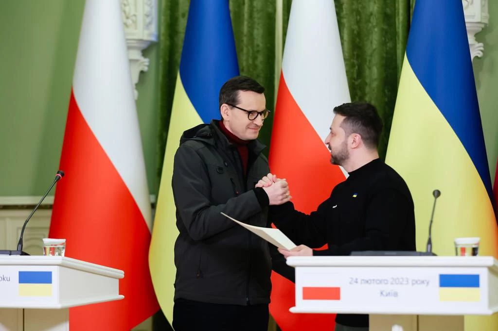 Premier Polski Mateusz Morawiecki i prezydent Ukrainy Wołodymyr Zełenski Premier Polski Mateusz Morawiecki i prezydent Ukrainy Wołodymyr Zełenski