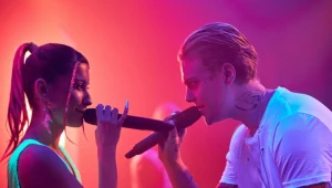 Magdalena Wieczorek i Jakub Gierszał w teledysku do utworu "Sen"