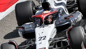 Bolid AlphaTauri na przedsezonowych testach w Bahrajnie