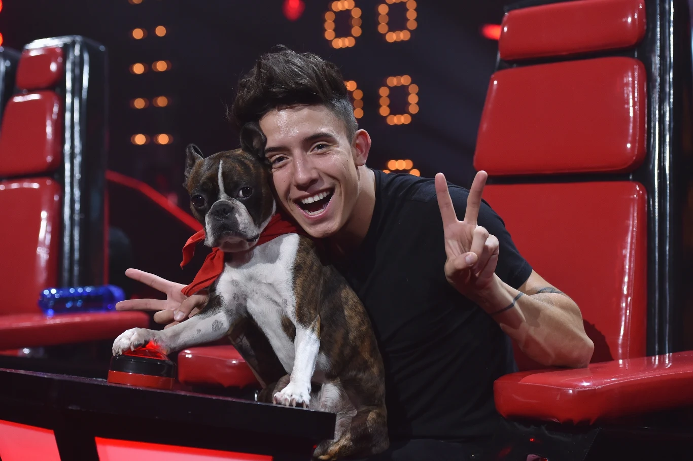 Dawid Kwiatkowski w pierwszej edycji "The Voice Kids" Dawid Kwiatkowski w pierwszej edycji "The Voice Kids"