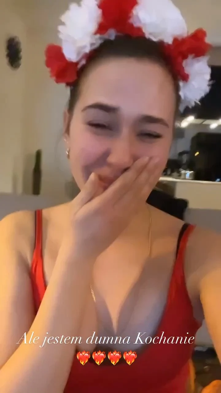 Marcelina Ziętek płacze przez Piotrka Żyłę Marcelina Ziętek płacze przez Piotrka Żyłę