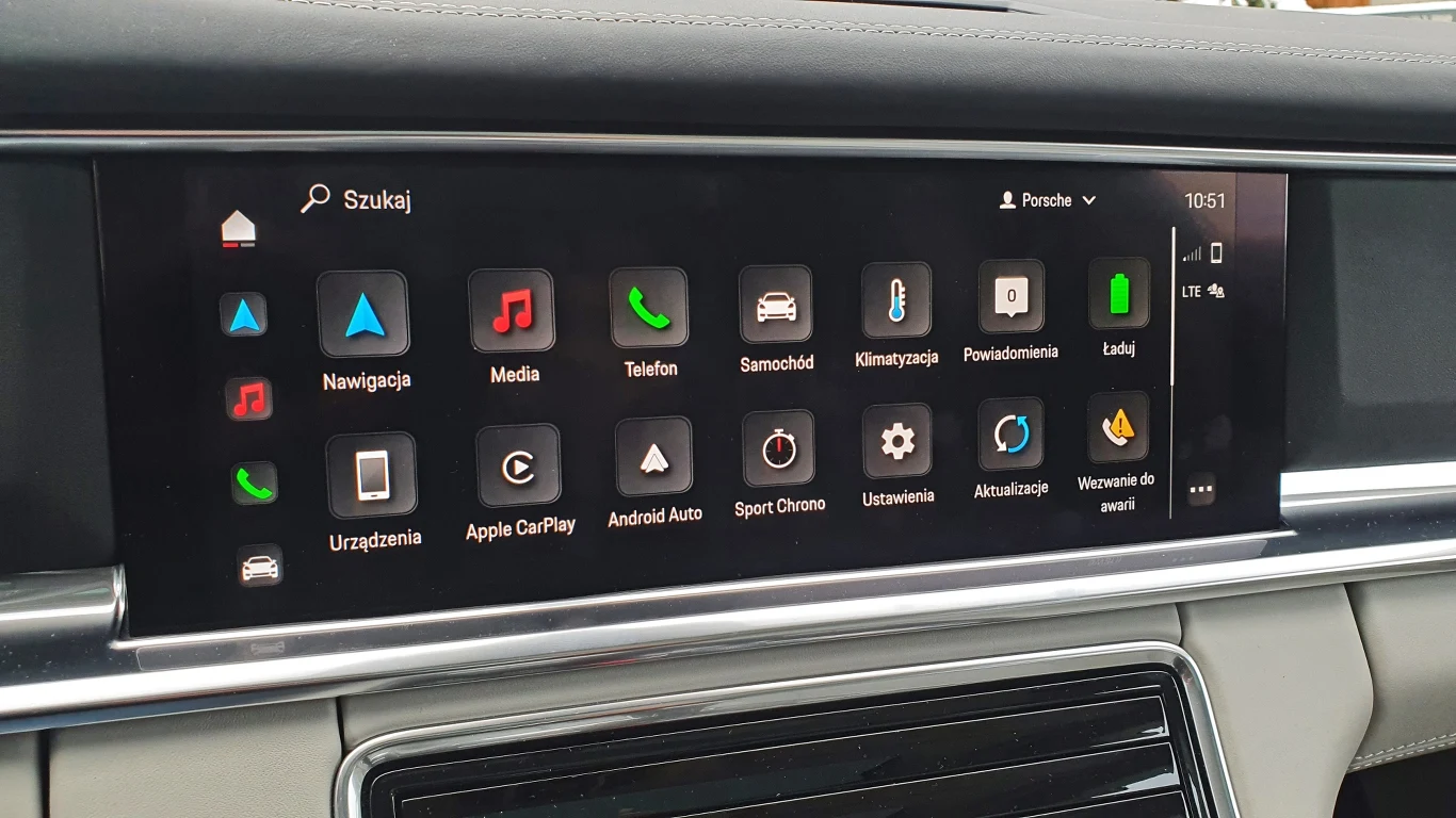 Porsche Panamera 4 E-Hybrid Platinum Edition