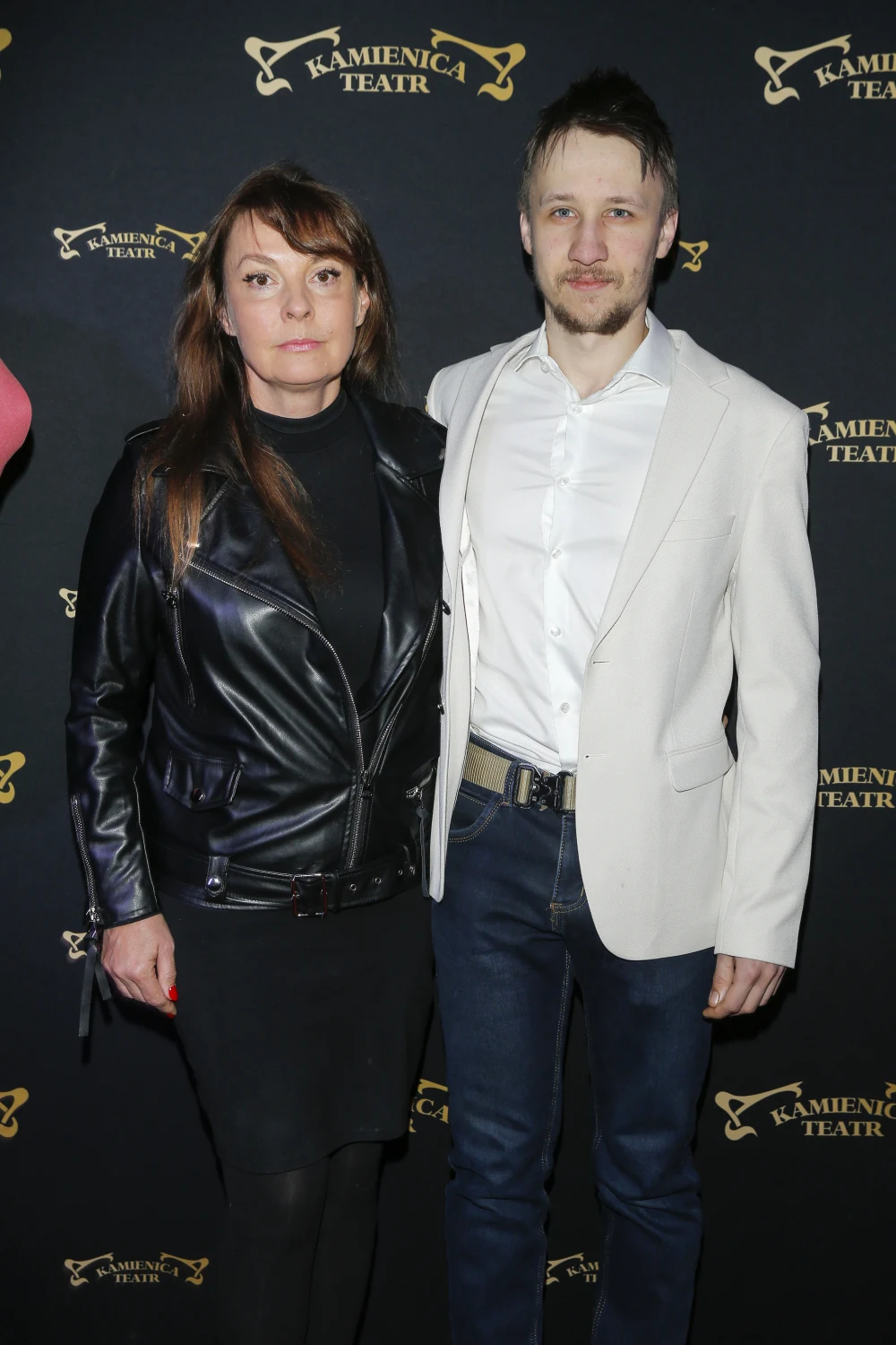 Justyna Sieńczyłło z synem na premierze spektaklu "Oskar i Pani Róża" Justyna Sieńczyłło z synem na premierze spektaklu "Oskar i Pani Róża"