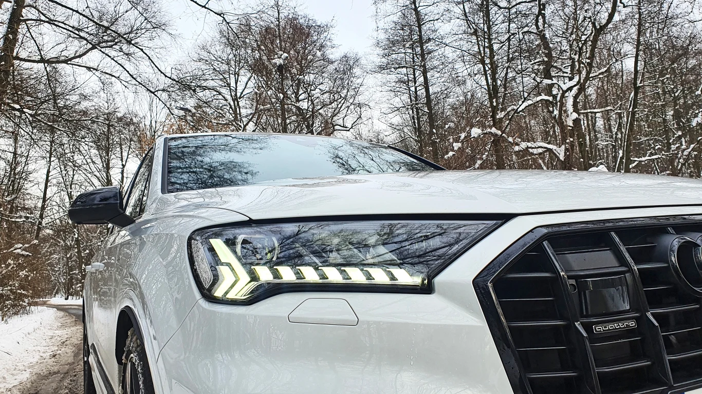 Audi Q7 50 TDI quattro Audi Q7 50 TDI quattro