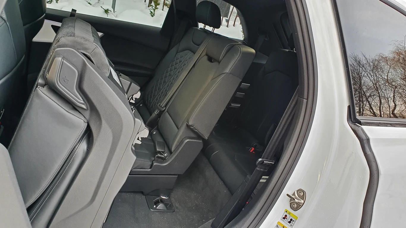 Audi Q7 50 TDI quattro Audi Q7 50 TDI quattro