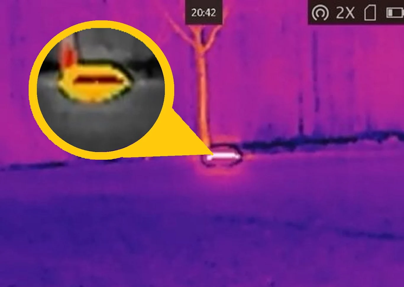UFO miało kształt dysku o średnicy ok. 3 metrów. Myśliwi zauważyli je dzięki kamerze termowizji - nie było widoczne gołym okiem / zdjęcie: Fundacja Nautilus UFO miało kształt dysku o średnicy ok. 3 metrów. Myśliwi zauważyli je dzięki kamerze termowizji - nie było widoczne gołym okiem / zdjęcie: Fundacja Nautilus