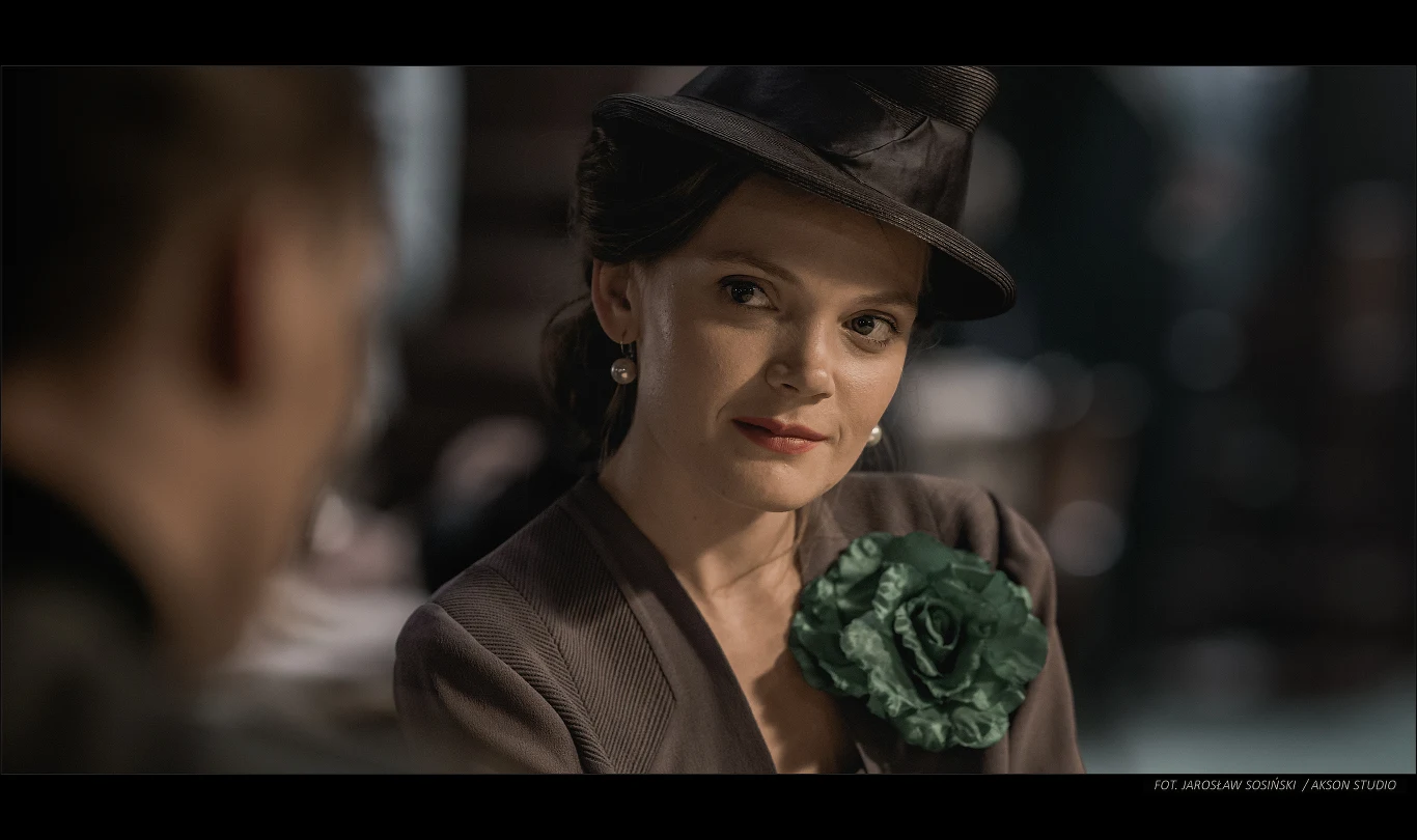 Sandra Drzymalska - kadr z filmu Michała Kwiecińskiego "Filip"