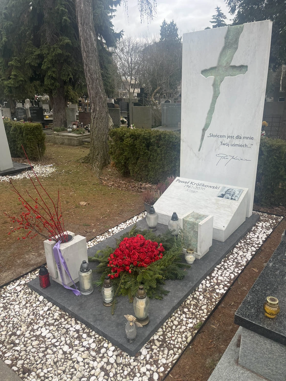 Grób Pawła Królikowskiego Grób Pawła Królikowskiego