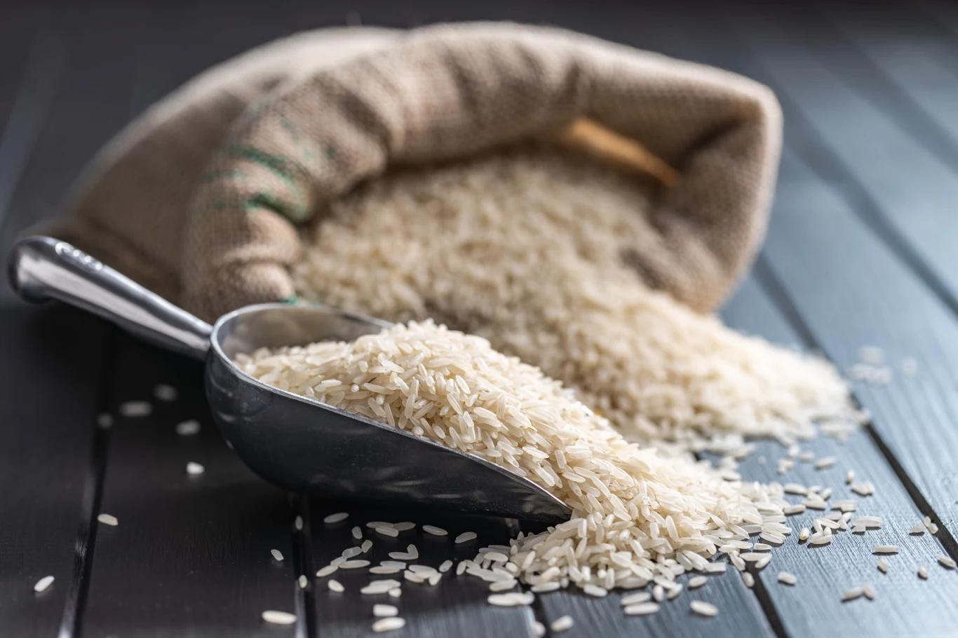 Mąkę ryżową możemy przygotować samodzielnie ze zmielonego ryżu Mąkę ryżową możemy przygotować samodzielnie ze zmielonego ryżu