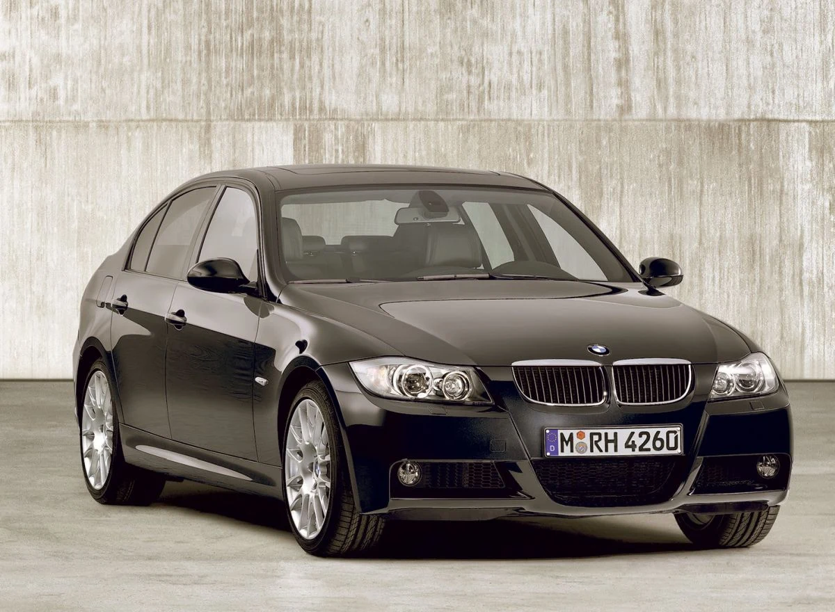 BMW seria 3 - 3,27 proc. ogółu wyświetleń w serwisie Otomoto BMW seria 3 - 3,27 proc. ogółu wyświetleń w serwisie Otomoto