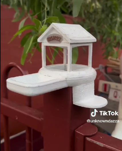 Druga wersja apartamentu dla żab