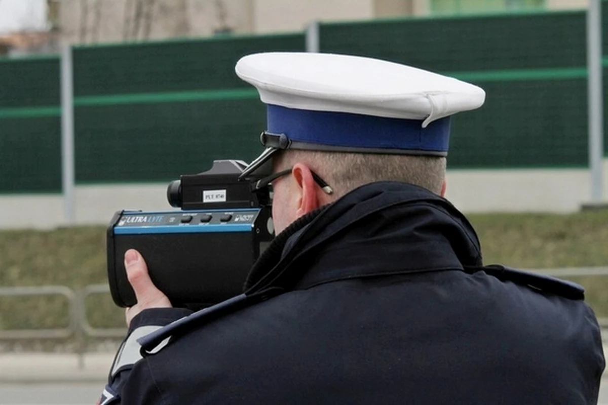 Jeszcze nie zdążył zrobić prawa jazdy, a już by je stracił Jeszcze nie zdążył zrobić prawa jazdy, a już by je stracił