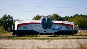 Lokomotywa wodorowa SM42-6Dn Hydrogen wyprodukowana przez PESA Bydgoszcz S.A.