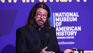 Dave Grohl (Foo Fighters) przygotował potrawy z grilla dla 450 bezdomnych