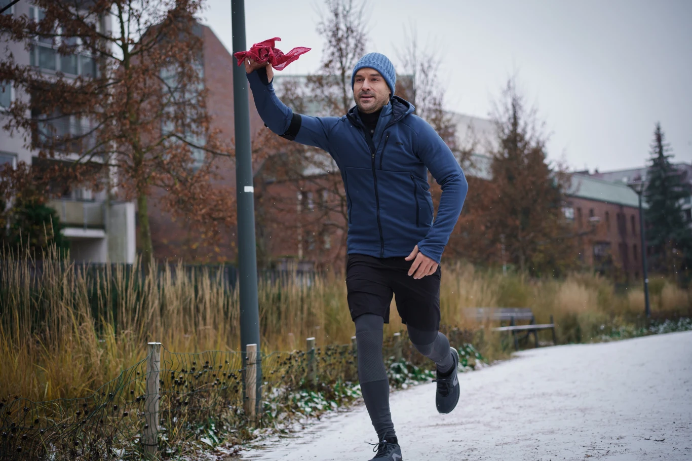 Stramowski dołączył do ekipy serialu "Przyjaciółki". 21 sezon wchodzi na antenę! Stramowski dołączył do ekipy serialu "Przyjaciółki". 21 sezon wchodzi na antenę!