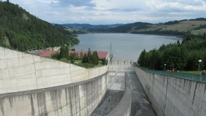 Zapora wodna w Niedzicy 